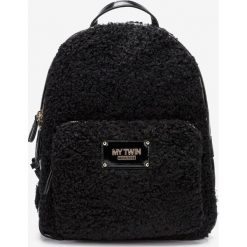 TWINSET Plecak Czarny. Czarne plecaki damskie Twinset, w paski, z materiału. Za 774,95 zł.