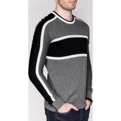 Sweter męski E145 - grafitowy. Szare swetry męskie Inny, s, bez wzorów, z bawełny, bez kołnierzyka, bez kaptura. Za 39,00 zł.