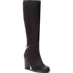 Kozaki TOMMY HILFIGER - Th Buckle Heeled Lon FW0FW03631 Black 990. Czarne buty zimowe damskie marki Kazar, z futra, przed kolano, na wysokim obcasie, na koturnie. Za 899,00 zł.