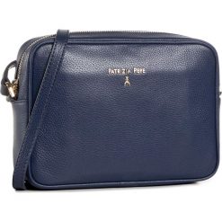 Torebka PATRIZIA PEPE - 2V8985/A4U8N-C475 Dress Blue. Niebieskie listonoszki damskie Patrizia Pepe, bez wzorów, ze skóry, na ramię, bez dodatków. Za 499,00 zł.