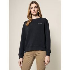 Bluza Pepe Jeans Beatriz PL580909. Brązowe bluzy damskie Pepe Jeans, l, bez wzorów, z bawełny, bez rękawów, bez kaptura. W wyprzedaży za 229,00 zł.