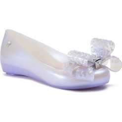 Baleriny MELISSA - Ultragirl Sweet Xvi Ad 32496 Lilac 19742. Fioletowe baleriny damskie Melissa, bez wzorów, z tworzywa sztucznego, bez obcasa. W wyprzedaży za 229,00 zł.