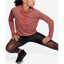 Under Armour Tech™ Twist Koszulka Czerwony. Czerwone koszulki damskie Under Armour, l, bez wzorów, z poliesteru, bez kołnierzyka. Za 206,95 zł.
