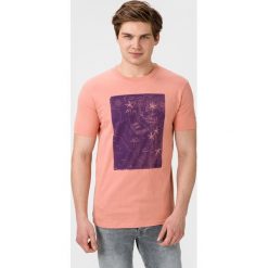 Pepe Jeans Shad Koszulka Różowy. Różowe podkoszulki męskie Pepe Jeans, m, z nadrukiem, z bawełny, z krótkim rękawem. Za 152,95 zł.