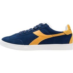 Diadora B.ORIGINAL Tenisówki i Trampki estate blue/gold fusion. Niebieskie tenisówki damskie Diadora, ze skóry ekologicznej. Za 379,00 zł.