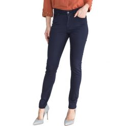Vero Moda Spodnie Niebieski. Niebieskie spodnie damskie Vero Moda, s, bez wzorów, z elastanu. Za 131,95 zł.