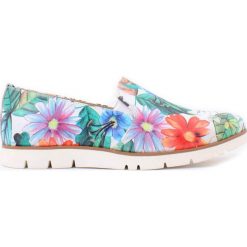Półbuty - skóra naturalna - model 252 - kolor kwiatek. Półbuty damskie Zapato, bez wzorów, ze skóry, bez obcasa, bez zapięcia. W wyprzedaży za 173,40 zł.