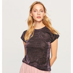 Błyszczący t-shirt - Wielobarwn. Białe t-shirty damskie marki Reserved, l. Za 59,99 zł.