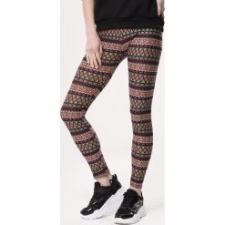 Fioletowe Legginsy Total Look. Fioletowe legginsy damskie Born2be, s, bez wzorów, z dzianiny, klasyczne. Za 14,99 zł.