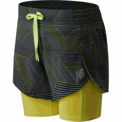 New Balance WS01242BM. Spodenki sportowe damskie New Balance, s, bez wzorów, z elastanu, sportowe, do biegania. Za 229,99 zł.