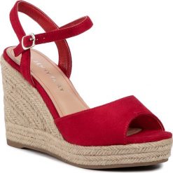 Espadryle JENNY FAIRY - WF19121-1 Red. Czerwone espadryle damskie Jenny Fairy, bez wzorów, ze skóry ekologicznej, bez obcasa, na obcasie. Za 99,99 zł.