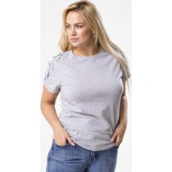 Szara Bluzka Lightning Attack. Szare bluzki damskie marki Born2be, xl, bez wzorów, z dzianiny, z okrągłym kołnierzem, z krótkim rękawem. Za 49,99 zł.