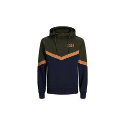 Bluzy Jack Jones 12143117 BALOU. Zielone bluzy męskie Jack & Jones, s, bez wzorów, bez kołnierzyka, bez rękawów, bez kaptura. Za 122,92 zł.