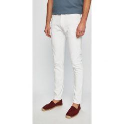 Polo Ralph Lauren - Spodnie. Białe spodnie męskie Polo Ralph Lauren, na co dzień, bez wzorów, z elastanu, casualowe. W wyprzedaży za 359,90 zł.