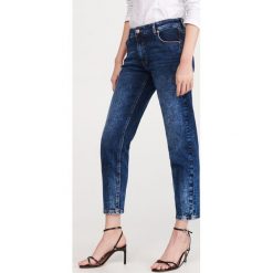 Jeansy boyfriend slim - Granatowy. Niebieskie jeansy damskie Reserved. Za 119,99 zł.