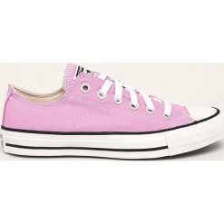 Converse - Tenisówki. Różowe trampki i tenisówki damskie Converse, bez wzorów, z gumy, na sznurówki. W wyprzedaży za 239,90 zł.