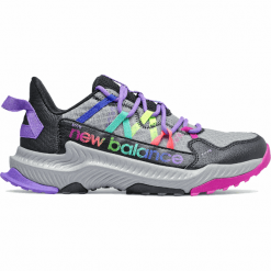 New Balance Shando - GESHALM. Buty dziewczęce sportowe New Balance, bez wzorów, z materiału, na sznurówki. Za 279,99 zł.
