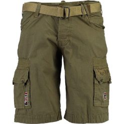 Bermudy "Panoplie" w kolorze khaki. Brązowe spodenki i szorty męskie Geographical Norway Men, m, w paski, z bawełny. W wyprzedaży za 119,95 zł.