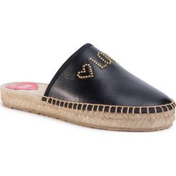 Espadryle LOVE MOSCHINO - JA10312G0AJA0000 Nero. Czarne espadryle damskie Love Moschino, bez wzorów, ze skóry, bez obcasa. W wyprzedaży za 619,00 zł.