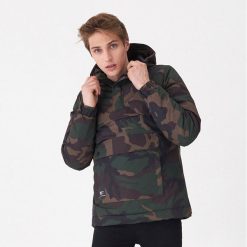 Ocieplana kurtka typu anorak - Wielobarwny. Kurtki męskie House, s, bez wzorów, bez kaptura. Za 189,99 zł.