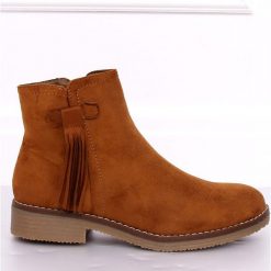 Brązowe Botki sztyblety z frędzlami camel 8B907 Camel. Pomarańczowe botki damskie ButyModne, z zamszu, bez obcasa, na obcasie, bez zapięcia. W wyprzedaży za 129,00 zł.