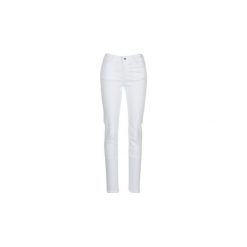 Jeansy slim fit Armani jeans GAMIGO. Białe jeansy damskie relaxed fit marki Armani Jeans. Za 524,30 zł.