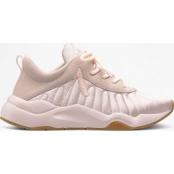 Arkk Copenhagen - Buty. Różowe sneakersy damskie ARKK Copenhagen, ze skóry. W wyprzedaży za 429,90 zł.