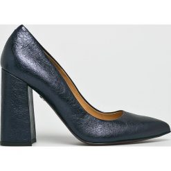 Solo Femme - Czółenka. Niebieskie buty ślubne damskie marki Solo Femme, ze skóry, na obcasie. W wyprzedaży za 249,90 zł.