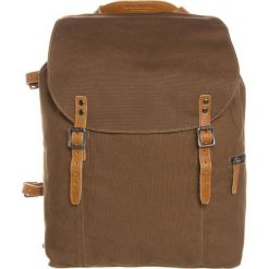 Royal RepubliQ LEGIONER CITY Plecak camel. Brązowe plecaki męskie Royal RepubliQ. W wyprzedaży za 384,30 zł.