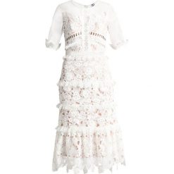 True Decadence Suknia balowa white nude. Białe sukienki damskie marki True Decadence, bez wzorów, z poliesteru, wizytowe, bez kołnierzyka, bez rękawów. Za 919,00 zł.