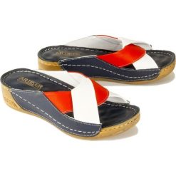 ARTIKER RELAKS 48C0536 tommy, klapki damskie. Koturny damskie Artiker Relaks, bez obcasa, na koturnie, bez zapięcia. Za 189,90 zł.