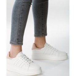 Biało-Różowe Sneakersy Spaceman. Różowe buty sportowe damskie Born2be. Za 74,99 zł.