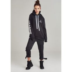 Bluzy damskie: Naoko – Bluza Tout Est Possible x Edyta Górniak