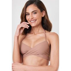 Stroje dwuczęściowe damskie: NA-KD Swimwear Góra od bikini cross front – Pink,Nude