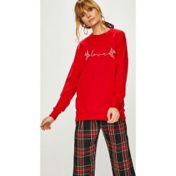 Answear - Bluza. Czerwone bluzy z nadrukiem damskie marki ANSWEAR, l, z bawełny, bez kaptura. Za 69,90 zł.