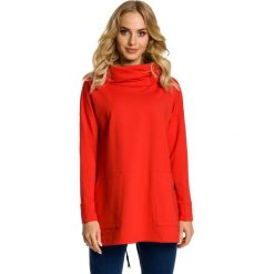 ANGELICA Bluza oversize z kominem i kieszeniami - czerwona. Czerwone bluzy z kieszeniami damskie marki Moe, s, z bawełny. Za 129,99 zł.