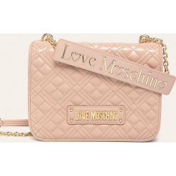 Love Moschino - Torebka. Różowe listonoszki damskie Love Moschino, w paski, ze skóry ekologicznej, na ramię, pikowane, z aplikacjami. W wyprzedaży za 759,90 zł.