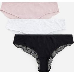 Bawełniane majtki hipsters z koronką 3 pack - Czarny. Czarne majtki damskie Reserved, s, z bawełny. Za 49,99 zł.