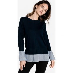 Armani Exchange Sweter Niebieski. Niebieskie bluzy damskie Armani Exchange, m, w paski, z poliesteru, bez rękawów, bez kaptura. Za 636,95 zł.
