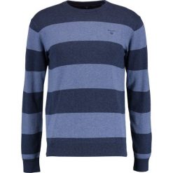 Swetry klasyczne męskie: GANT BARSTRIPE CREW Sweter dark jeansblue