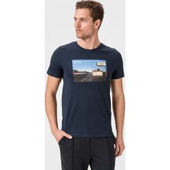 Jack & Jones Cafe Koszulka Niebieski. Niebieskie podkoszulki męskie Jack & Jones, s, z nadrukiem, z bawełny, z krótkim rękawem. Za 64,95 zł.