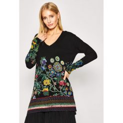Sweter Desigual Danea 20SWJFA3. Swetry damskie Desigual, s, bez wzorów, klasyczne, bez rękawów, bez kaptura. W wyprzedaży za 279,00 zł.