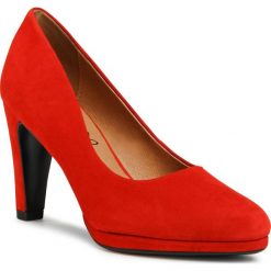 Półbuty CAPRICE - 9-22402-25 Red Suede 530. Czerwone półbuty damskie Caprice, bez wzorów, z zamszu, eleganckie, bez obcasa, na obcasie, bez zapięcia. Za 269,00 zł.