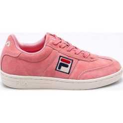 Fila - Buty Portland. Różowe buty sportowe damskie Fila, bez wzorów, z zamszu, sportowe. W wyprzedaży za 149,90 zł.
