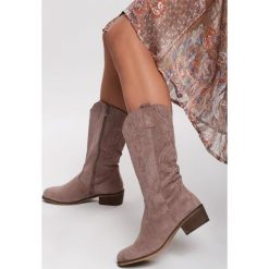 Khaki Botki Apta. Brązowe botki damskie Renee, z okrągłym noskiem, na wysokim obcasie, na płaskiej podeszwie, na zamek. Za 169,99 zł.