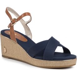 Espadryle U.S. POLO ASSN. - Madelyn AGATA4088S0/CY1 Dkbl/Cuo. Niebieskie espadryle damskie U.S. Polo Assn., bez wzorów, ze skóry ekologicznej, bez obcasa. W wyprzedaży za 169,00 zł.