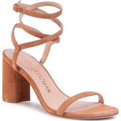 Sandały STUART WEITZMAN - Merinda Block S5579 Tan. Pomarańczowe klapki damskie Stuart Weitzman, bez wzorów, ze skóry, bez obcasa, na obcasie. W wyprzedaży za 1019,00 zł.