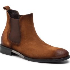 Sztyblety GUESS - Bowden FM8BOW SUE10 COGNAC. Pomarańczowe sztyblety męskie Guess, ze skóry, bez zapięcia. Za 689,00 zł.