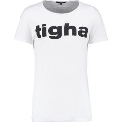 T-shirty męskie z nadrukiem: Tigha LOGO Tshirt z nadrukiem white