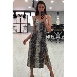 Sukienka JILAN. Sukienki damskie IVET, na co dzień, m, z nadrukiem, eleganckie, bez kołnierzyka, bez rękawów, długie. W wyprzedaży za 59,00 zł.